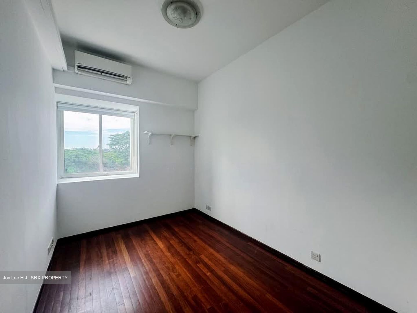 Country Park Condominium (D16), Condominium #559145721